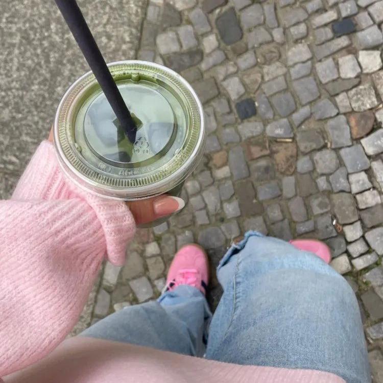 PULL NAO - Shyrz - streetwear - y2k - casual - vanilla 